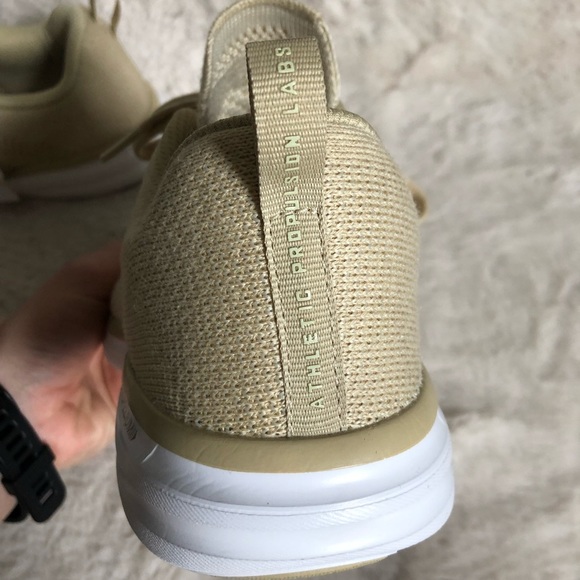APL Techloom pro wheat cashmere blend sneakers size 8 - Picture 5 of 8